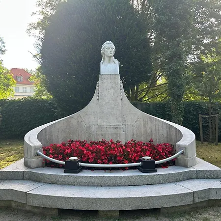 Lägenhet Meinecke - 3 'centennial Hall' *